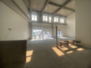 Prédio Comercial com 1.000m² no bairro Floresta em Porto Alegre para Alugar