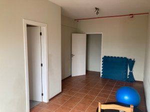 Salas/Conjuntos com 29m² no bairro Petrópolis em Porto Alegre para Alugar