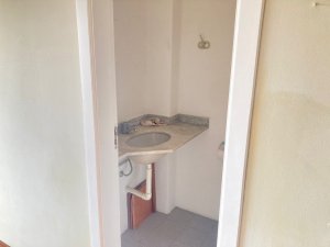 Salas/Conjuntos com 29m² no bairro Petrópolis em Porto Alegre para Alugar