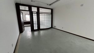 Salas/Conjuntos com 51m² no bairro Floresta em Porto Alegre para Alugar