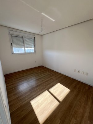 Apartamento com 71m², 2 dormitórios no bairro Jardim Botânico em Porto Alegre para Alugar