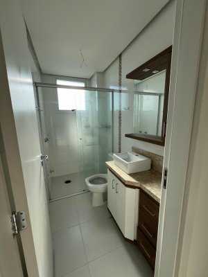 Apartamento com 71m², 2 dormitórios no bairro Jardim Botânico em Porto Alegre para Alugar