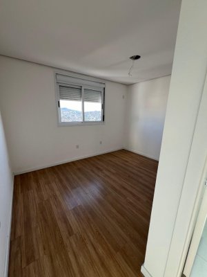 Apartamento com 71m², 2 dormitórios no bairro Jardim Botânico em Porto Alegre para Alugar