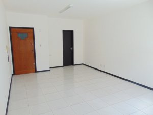 Salas/Conjuntos com 35m² no bairro Auxiliadora em Porto Alegre para Alugar