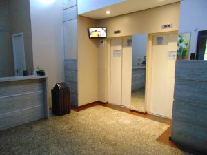 Salas/Conjuntos com 26m² no bairro Auxiliadora em Porto Alegre para Alugar