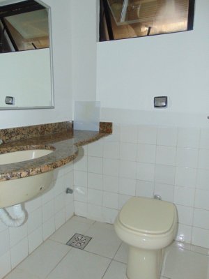 Salas/Conjuntos com 58m² no bairro Auxiliadora em Porto Alegre para Alugar