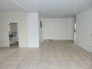 Salas/Conjuntos com 300m² no bairro Cavalhada em Porto Alegre para Alugar