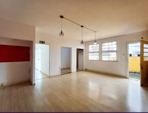 Casa comercial com 250m² no bairro Bom Fim em Porto Alegre para Alugar