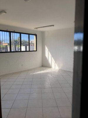 Galpão com 750m² no bairro Sarandi em Porto Alegre para Alugar