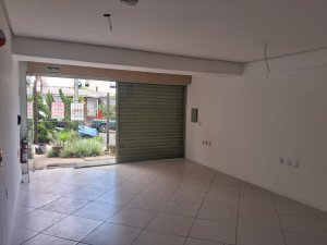 Loja com 45m² no bairro Petrópolis em Porto Alegre para Alugar