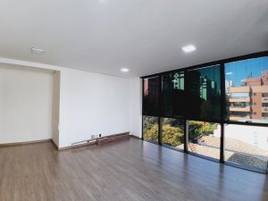 Salas/Conjuntos com 29m² no bairro Moinhos de Vento em Porto Alegre para Alugar