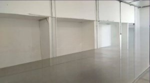 Galpão com 650m² no bairro São Geraldo em Porto Alegre para Alugar