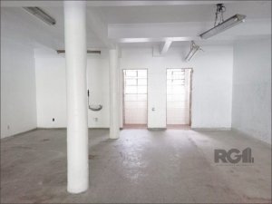 Loja com 130m² no bairro Petrópolis em Porto Alegre para Comprar
