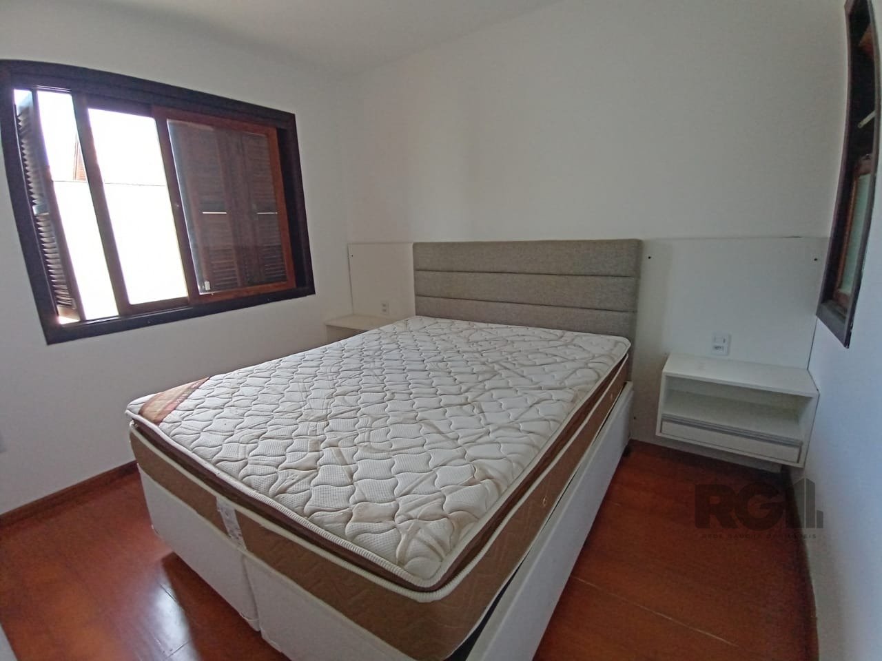 Casa de Condomínio à venda com 3 quartos, 197m² - Foto 14