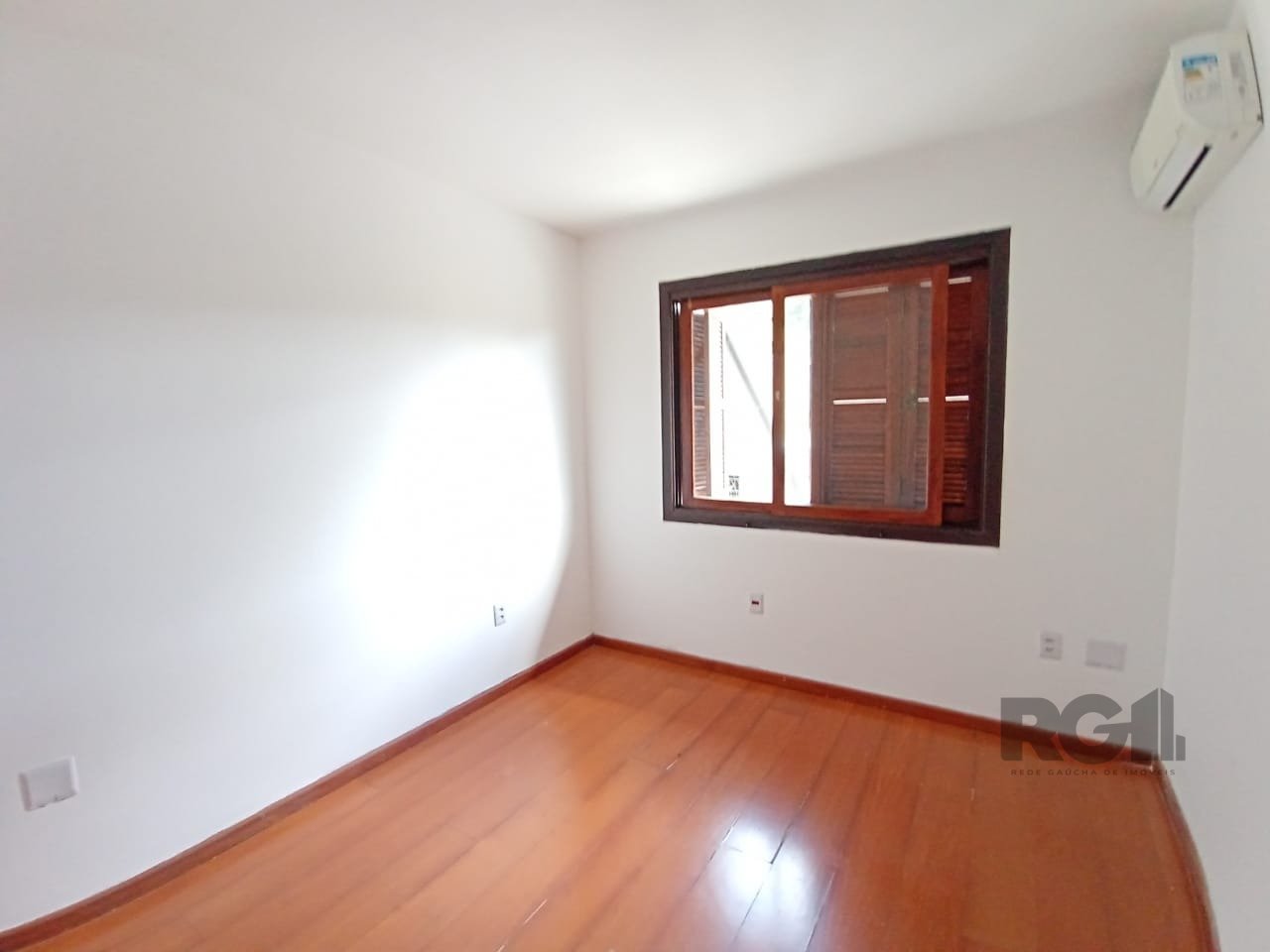 Casa de Condomínio à venda com 3 quartos, 197m² - Foto 19