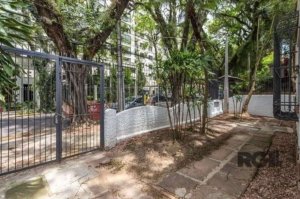 Casa comercial com 441m² no bairro Moinhos de Vento em Porto Alegre para Alugar