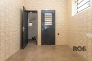 Casa comercial com 441m² no bairro Moinhos de Vento em Porto Alegre para Alugar