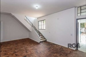 Casa comercial com 441m² no bairro Moinhos de Vento em Porto Alegre para Alugar