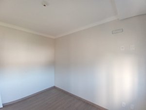 Apartamento com 75m², 2 dormitórios no bairro Petrópolis em Porto Alegre para Alugar