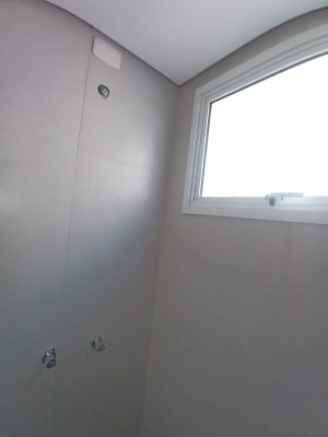 Apartamento com 65m², 2 dormitórios no bairro Petrópolis em Porto Alegre para Alugar