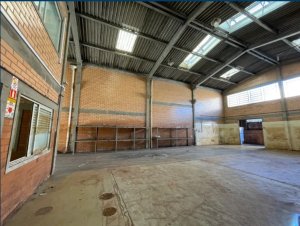 Galpão com 360m² no bairro Anchieta em Porto Alegre para Alugar