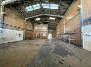 Galpão com 360m² no bairro Anchieta em Porto Alegre para Alugar