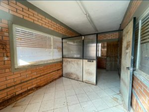 Galpão com 360m² no bairro Anchieta em Porto Alegre para Alugar