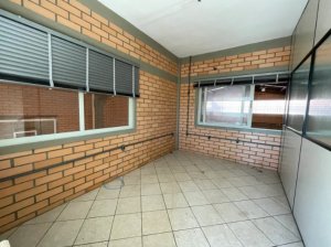 Galpão com 360m² no bairro Anchieta em Porto Alegre para Alugar