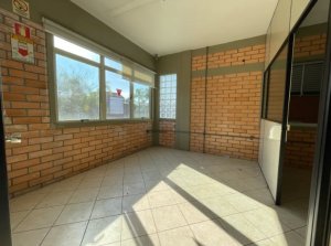 Galpão com 360m² no bairro Anchieta em Porto Alegre para Alugar