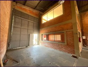 Galpão com 360m² no bairro Anchieta em Porto Alegre para Alugar