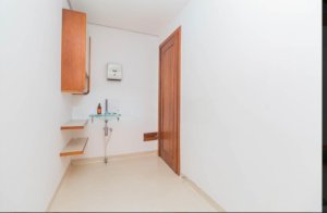 Salas/Conjuntos com 24m² no bairro Rio Branco em Porto Alegre para Alugar