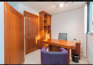 Salas/Conjuntos com 24m² no bairro Rio Branco em Porto Alegre para Alugar