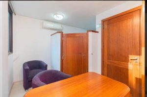 Salas/Conjuntos com 24m² no bairro Rio Branco em Porto Alegre para Alugar