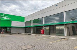 Loja com 80m² no bairro Sarandi em Porto Alegre para Alugar