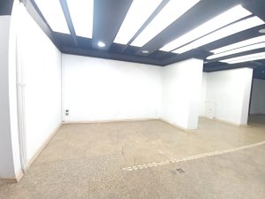Loja com 360m² no bairro Centro Histórico em Porto Alegre para Alugar