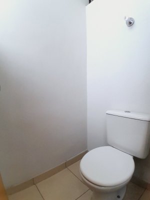 Prédio Comercial com 530m² no bairro Navegantes em Porto Alegre para Alugar