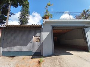 Casa com 88m², 3 dormitórios no bairro Glória em Porto Alegre para Alugar
