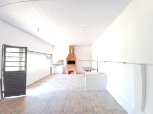 Casa com 88m², 3 dormitórios no bairro Glória em Porto Alegre para Alugar