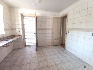 Casa comercial com 180m² no bairro Floresta em Porto Alegre para Alugar