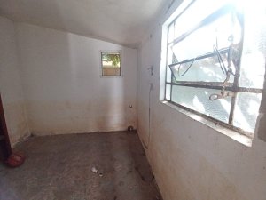 Casa comercial com 180m² no bairro Floresta em Porto Alegre para Alugar