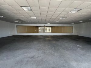 Galpão com 630m² no bairro Anchieta em Porto Alegre para Alugar