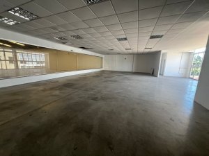 Galpão com 630m² no bairro Anchieta em Porto Alegre para Alugar