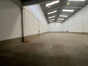 Galpão com 630m² no bairro Anchieta em Porto Alegre para Alugar