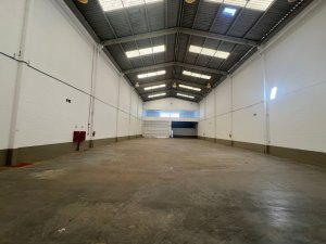 Depósito/Pavilhão com 630m² no bairro Anchieta em Porto Alegre para Alugar