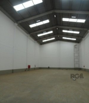 Galpão com 630m² no bairro Anchieta em Porto Alegre para Alugar