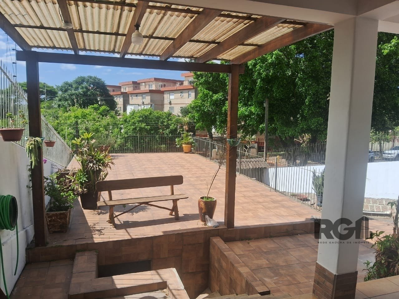 Casa à venda com 3 quartos, 87m² - Foto 4