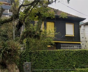 Casa comercial com 360m² no bairro Independência em Porto Alegre para Alugar