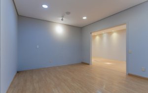 Casa comercial com 240m² no bairro Moinhos de Vento em Porto Alegre para Alugar