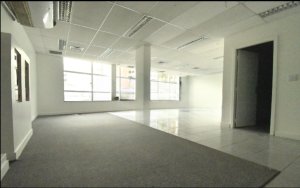 Loja com 500m² no bairro Menino Deus em Porto Alegre para Alugar