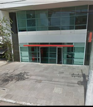 Loja com 500m² no bairro Menino Deus em Porto Alegre para Alugar